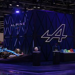 ALPINE SALON AUTO2.jpg