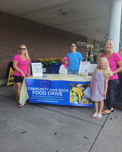 Love Mom XOXO Foundation Food Drive