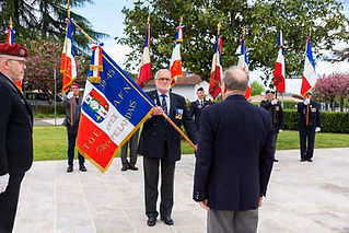 Passation de drapeau.jpg