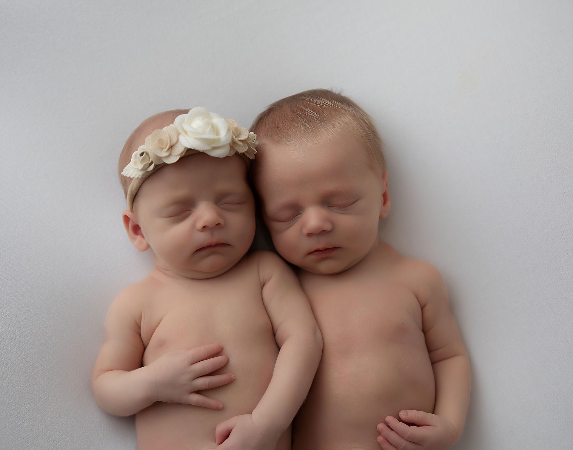 twin newborn photoshoot burnsville mn elsiebel photography