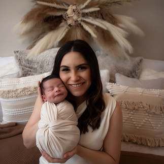 baby photoshoot eagan mn with elsiebel photography