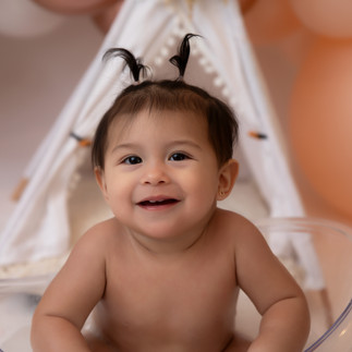 splash bath 1st birthday cake smash burnsville mn with elsiebel photography