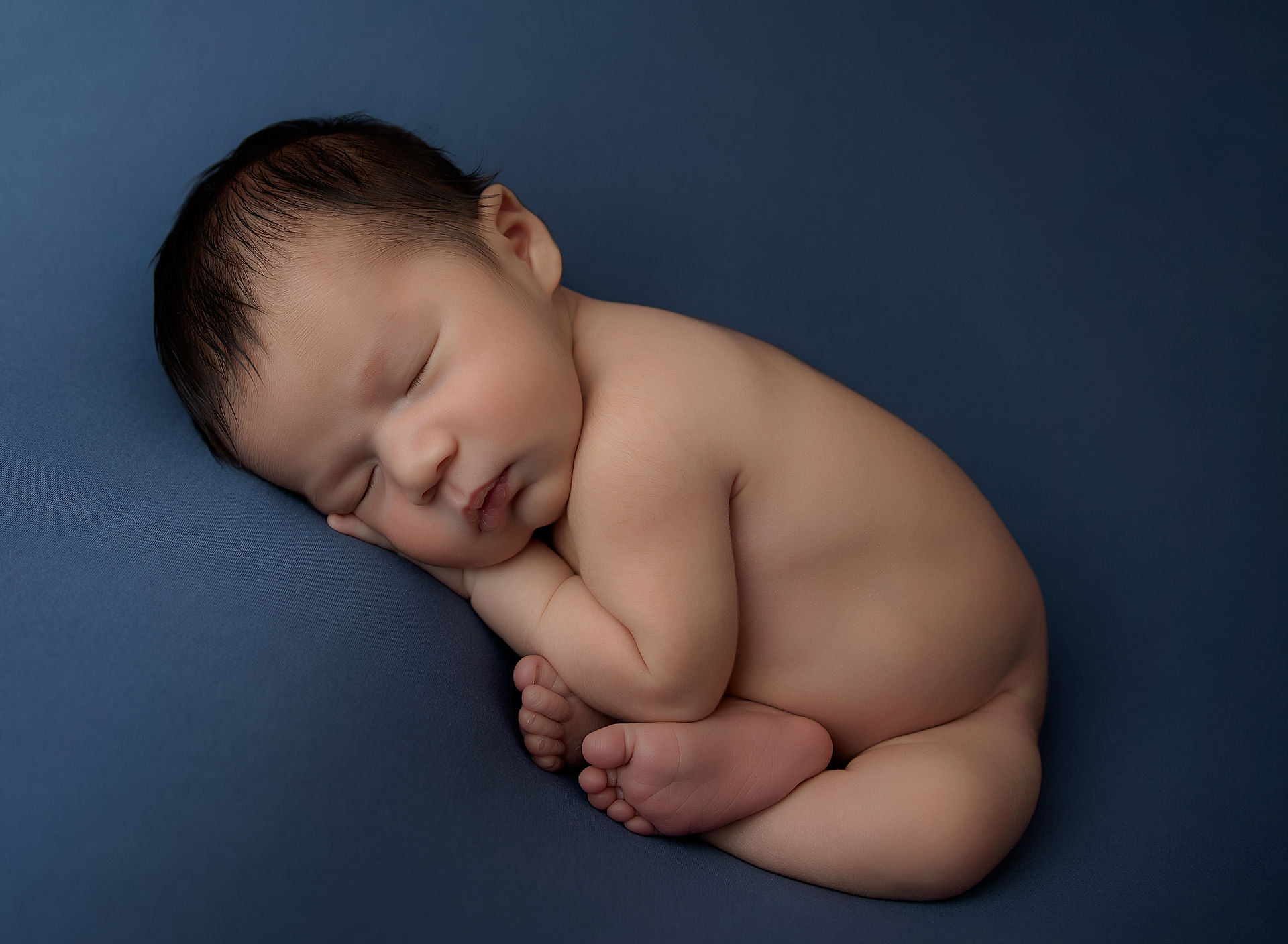 award winning newborn photoshoot burnsville mn elsiebel photography