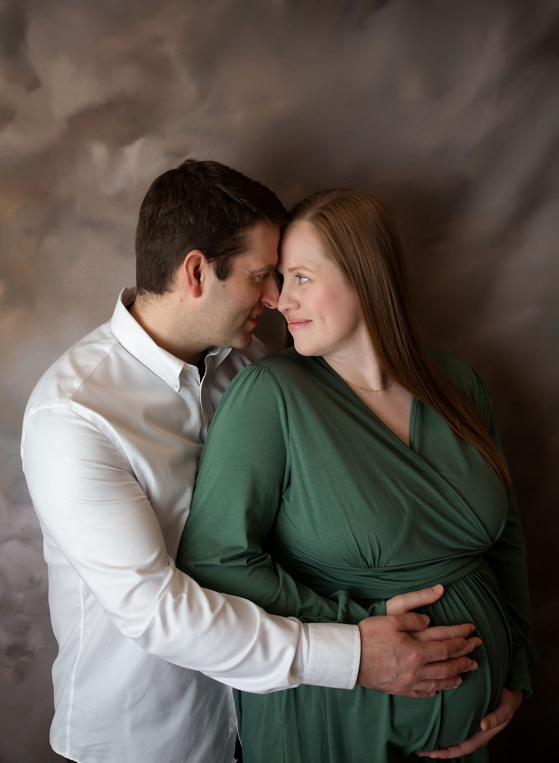 spouse pregnancy photoshoot burnsville mn elsiebel photography