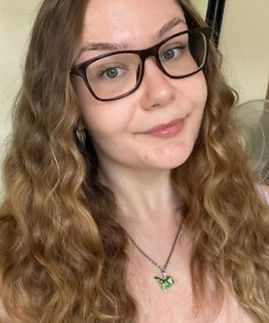 Jasmine Hewitt_edited.jpg