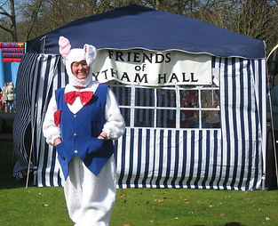 rsz_easter_bunny__2010_edited.jpg