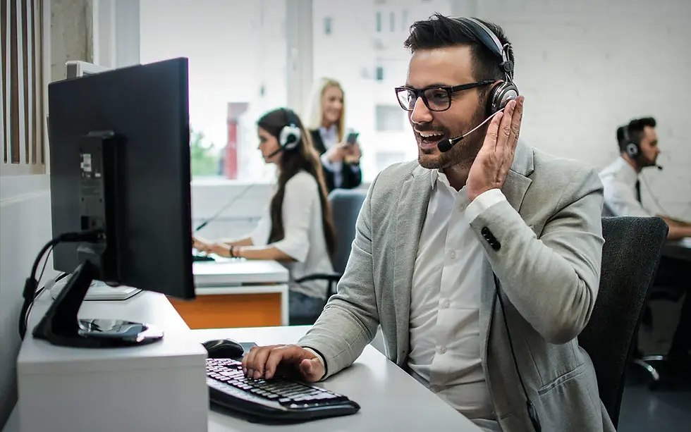 German-speaking Sales Representative managing client relationships remotely with CRM tools