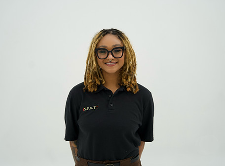 Azayla Headshot 1.jpg