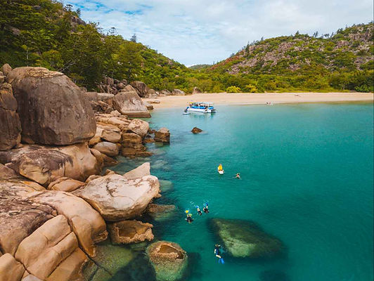 2020_TSV_MagneticIsland_RadicalBay_Islands_ReubenNutt_141729.jpg