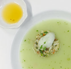 Dashi broth with crab