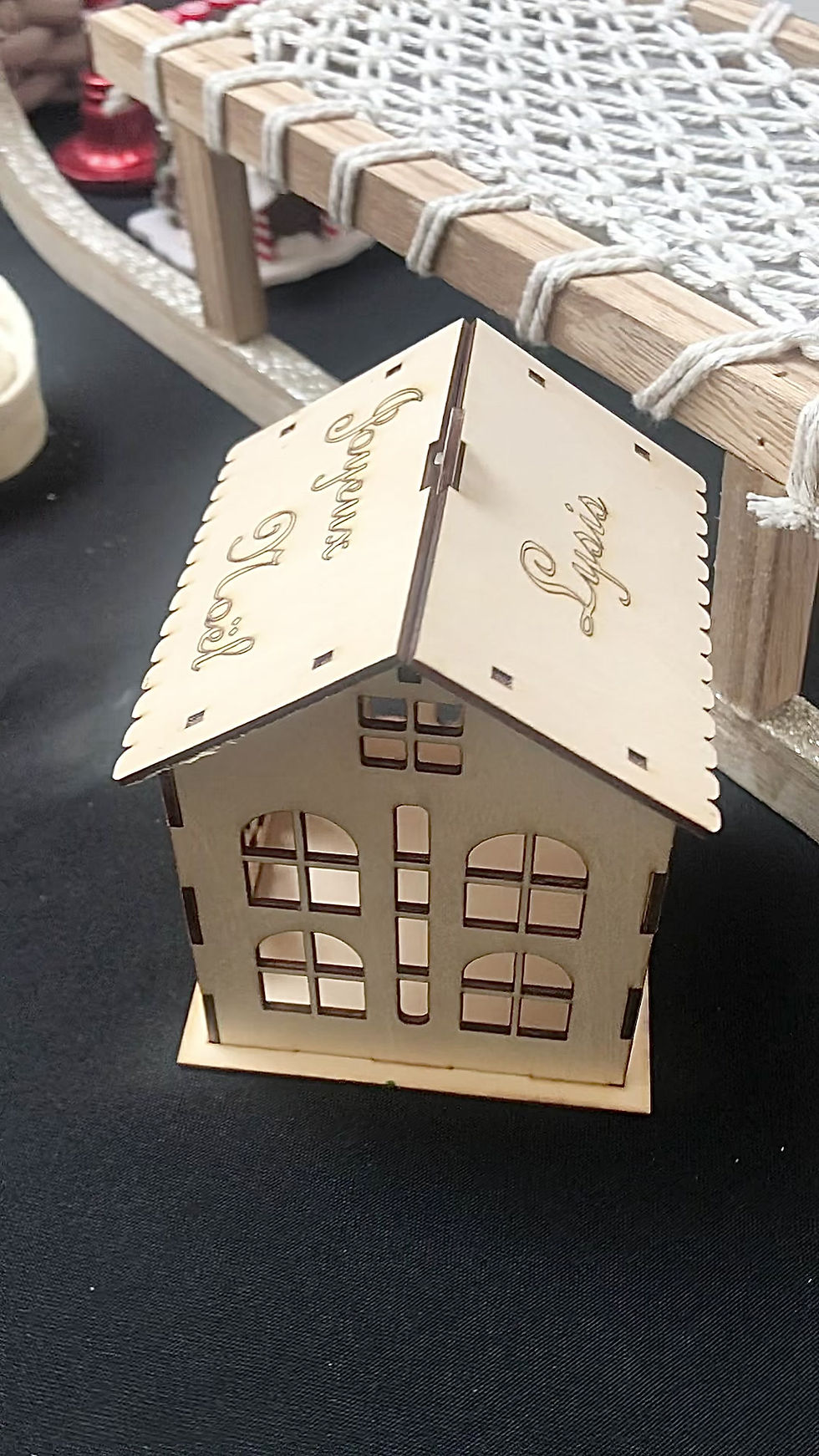 Miniature : Petite maison de Noël 🎅