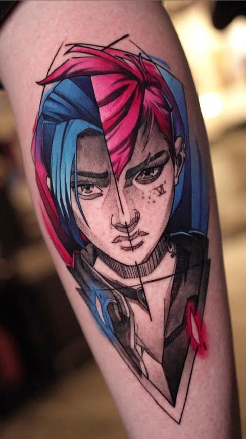 Татуювання за мотивами Аркейна і героїв Ліги Легенд, натхненні магією і технологіями.