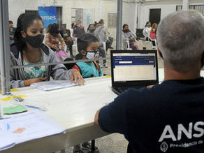 El Presidente anunció una ayuda de 15 mil pesos a beneficiarios de asignaciones