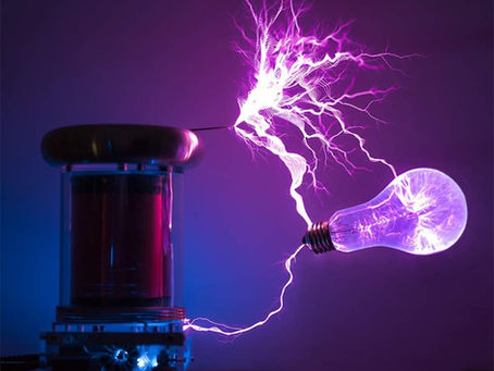 HOW TESLA COIL MAKES LIGHTNING AND PLAYS MUSIC