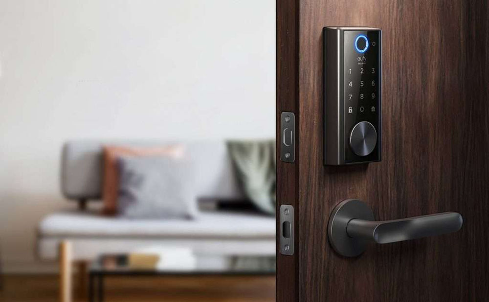 HOW DOES THE FINGERPRINT DOOR LOCK WORK?