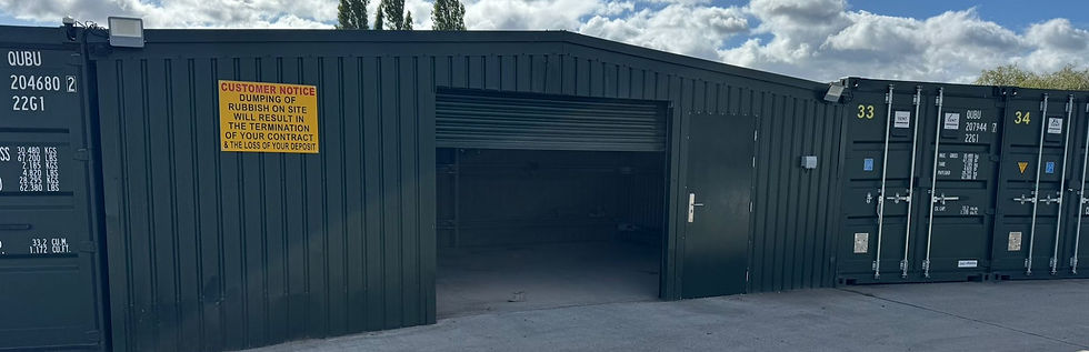 Self storage facility with open garage unit in Upminster