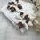 Miniature : Marguerite - Blanc, marron, noir et or -