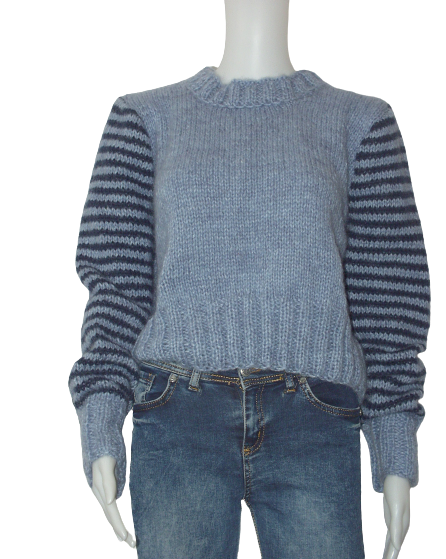 Miniatură: Pulovar tricotat manual