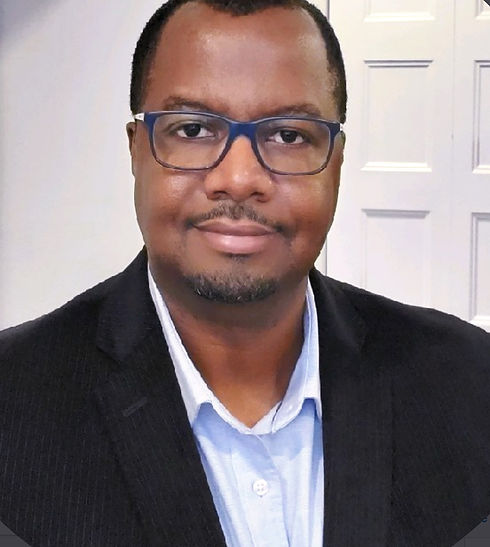 Umugaba%20LinkedIn%20DP_edited.jpg