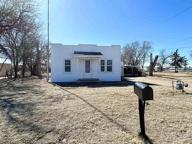 Burkhart Real Estate & Auction Dodge City, Kansas