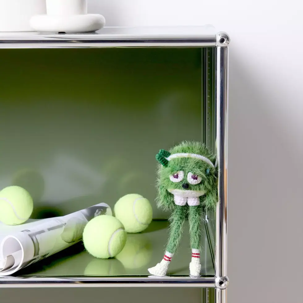 Le livret Ricorumi Monsters Under My Bed propose 10 modèles au crochet mettant en scène une collection de petits monstres et