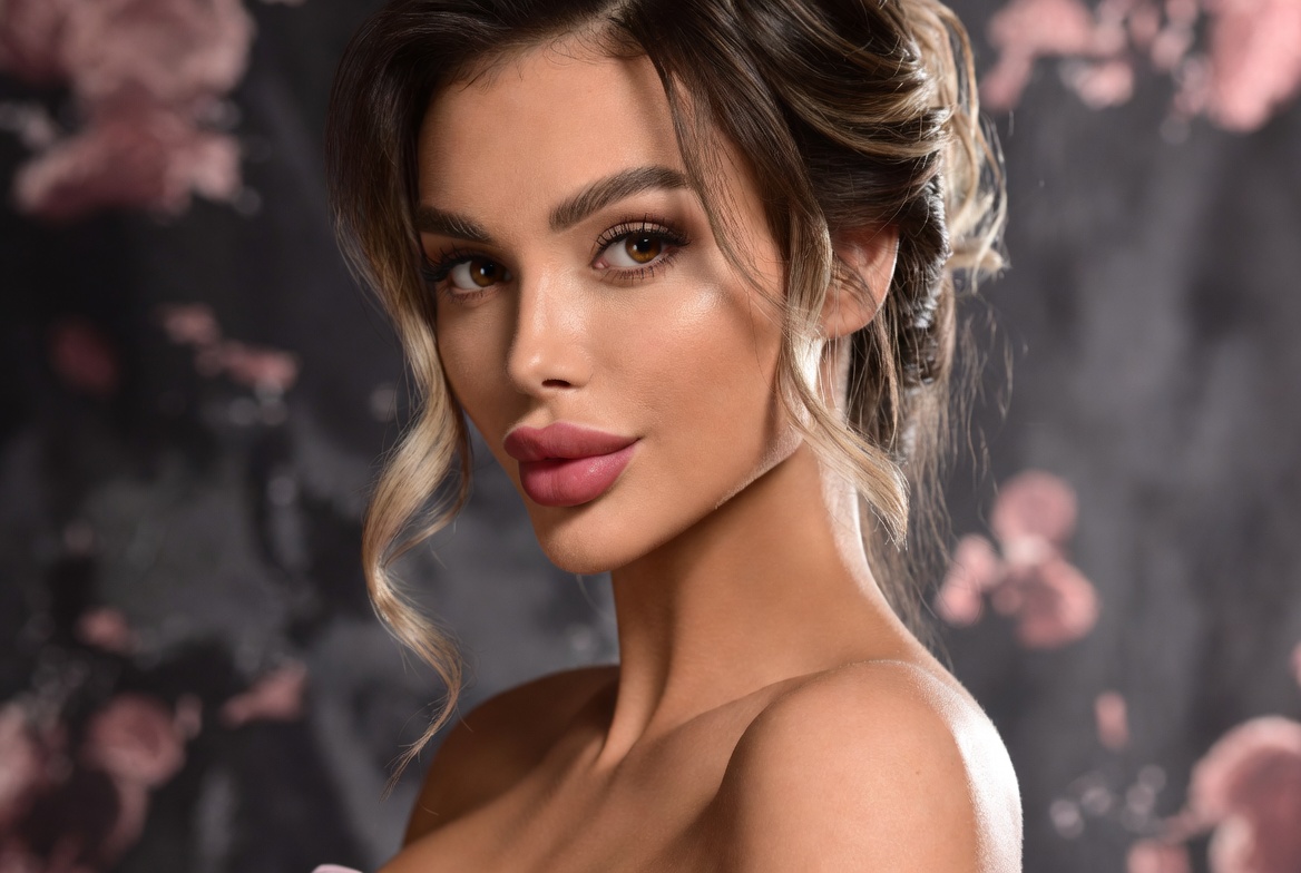 sculptiq-lip-lift-procedure-04.jpeg