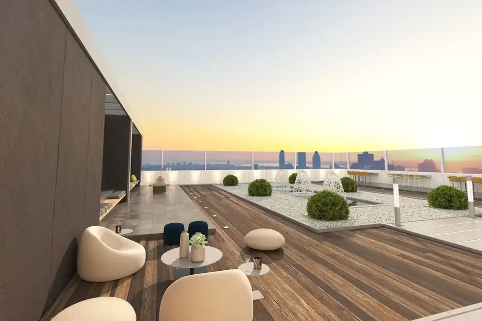 rooftop-in-downtow-montreal-4