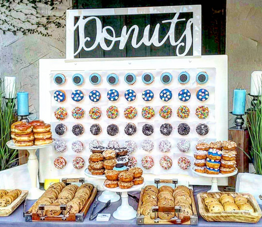 Lavish-cand-donut-vines-two