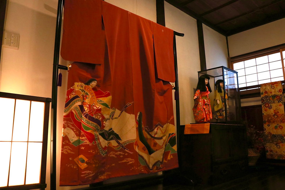 宿屋 白金家 アンテイーク着物