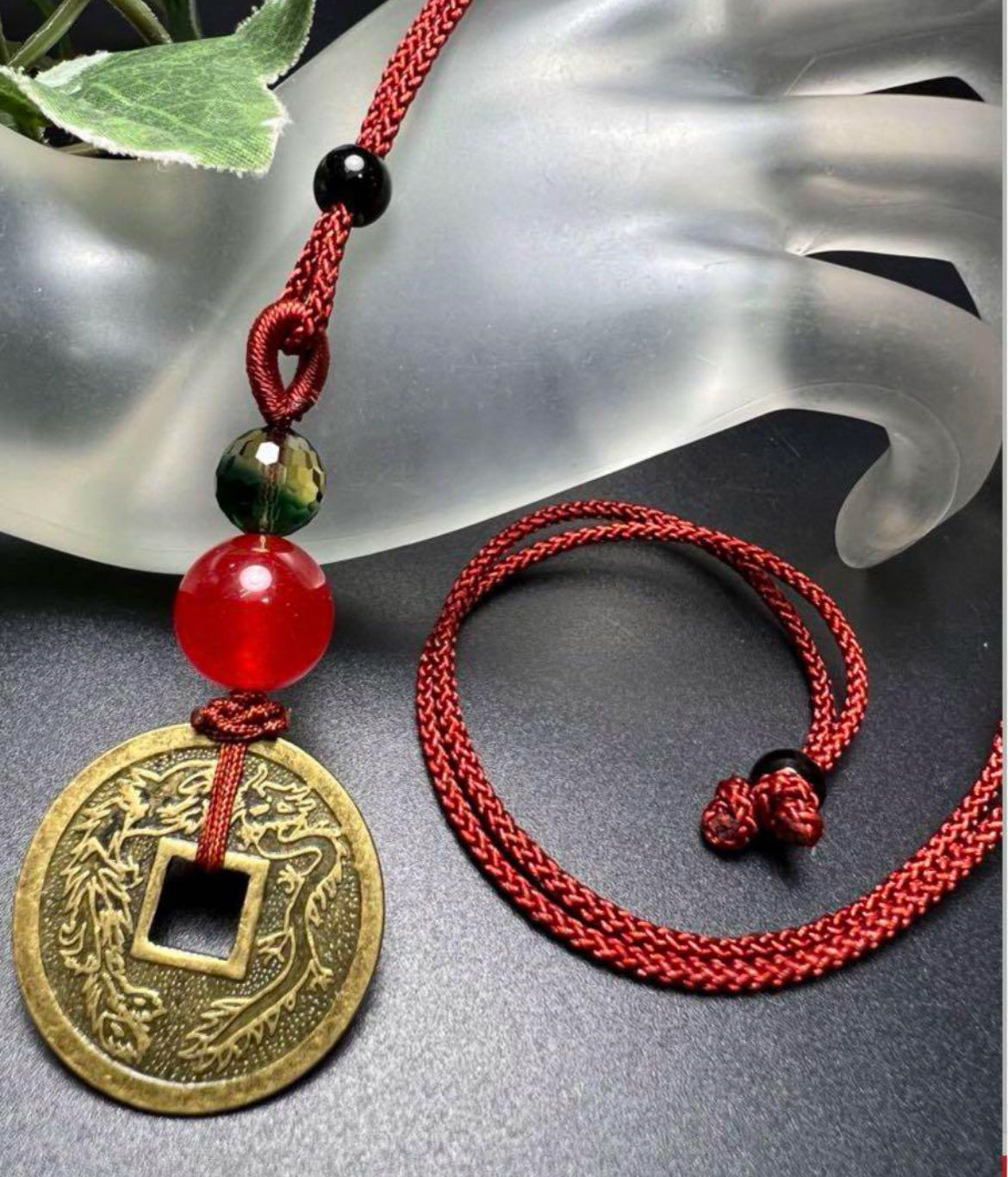 古錢 秘紅石 黄緑水晶紐ネックレス❣️金運 宝くじ 金運財源ゴンゴン 厄除け