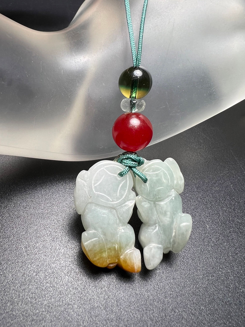 サムネイル： ビルマ本翡翠貔貅彫りストラップ