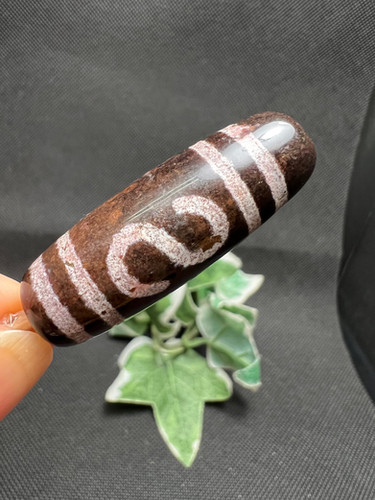極上‼️西蔵老礦龍紋紅朱砂吉祥観音金銭釣招財天珠 超希少‼️西蔵老礦紅朱砂龍紋財神如意水蓮華天珠