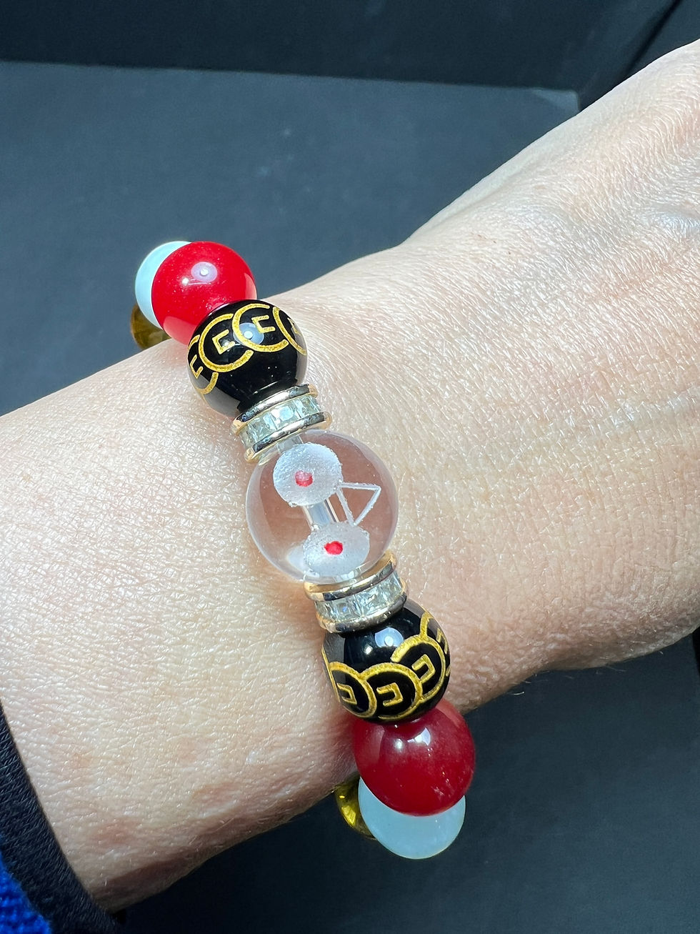 サムネイル： 水晶フクロウ彫り／2026年ラッキーカラ開運ブレスレット　運気アップ　