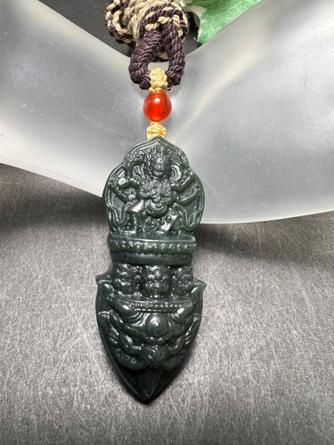 和田玉金剛杵 仏像彫刻紐ネックレス！ 邪気を祓い 慈悲と光明