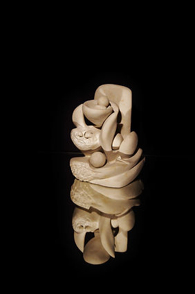 Labyrinthe et stèle-tuffeau sur miroir-h