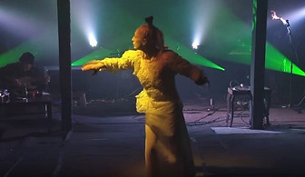 Performance_carte_blanche_Eka_faune_Bitc