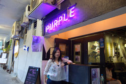 life ; quiet @ yellow purple cafe