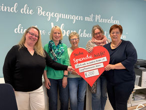 Jede SPENDE hilft! LandFrauen Achim überreichen Spende an die Palliativ -Station in ACHIM