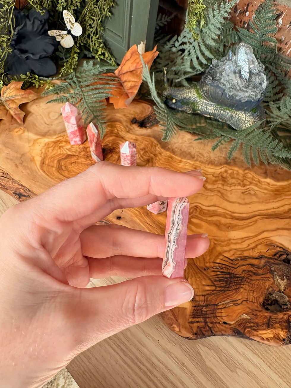 Thumbnail: Rhodochrosite Towers
