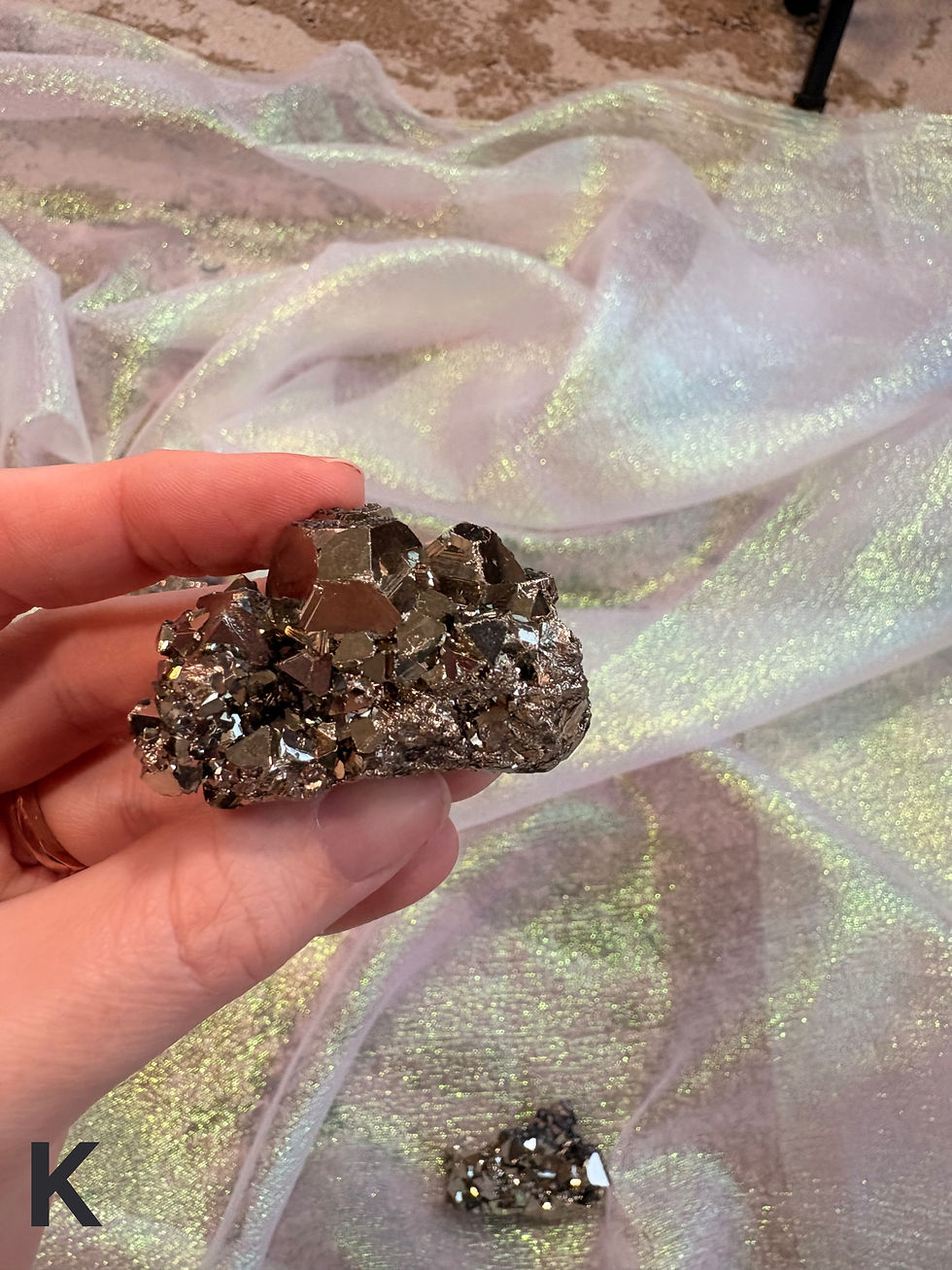 Thumbnail: Octahedral Pyrite Clusters