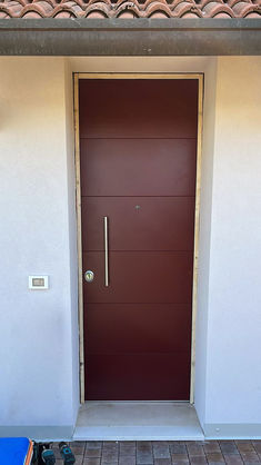 portoncino su misura, portoncino realizzato su misura, ingresso in alluminio su misura, portoncino in alluminio su misura