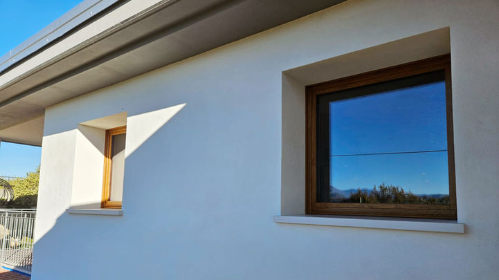 clima 92 serramenti, serramenti in legno clima 92, serramenti in rovere, serramenti in rovere lamellare, nuove finestre isola vicentina