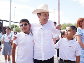 Compromiso cumplido: Gobernador Durazo concluye entrega de uniformes gratuitos en los 72 municipios