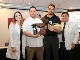 Gobierno de Sonora reconoce a estudiantes de Medicina que concluyeron su internado en Isssteson