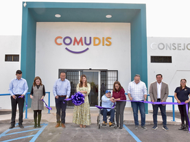 Inauguran Antonio Astiazarán y Patty Ruibal remodelación de instalaciones de COMUDIS