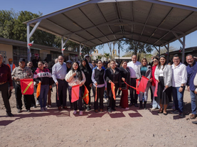 Apoyan Toño Astiazarán y Patty Ruibal educación con desayunos escolares en Miguel Alemán Y Kino
