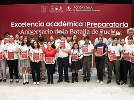 Realiza Ayuntamiento de Guaymas ceremonia de Excelencia académica nivel preparatoria