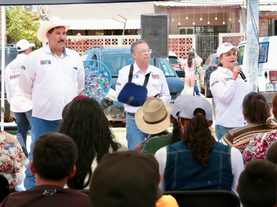 Comunidades de San José y Santa Clara aprueban proyectos de la Doctora Karla Córdova
