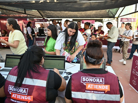 Gobernador Durazo acerca servicios gratuitos a familias del Coloso Alto con feria de “Sonora Atiende”