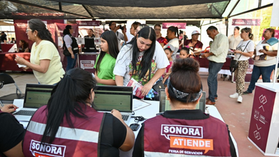 Gobernador Durazo acerca servicios gratuitos a familias del Coloso Alto con feria de “Sonora Atiende”